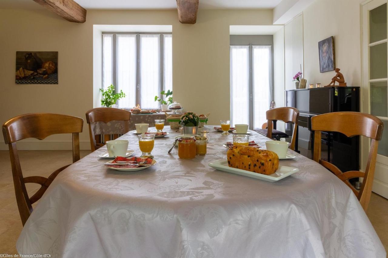Chez Sophie Et Benoit Bed & Breakfast La Bussiere-sur-Ouche ภายนอก รูปภาพ